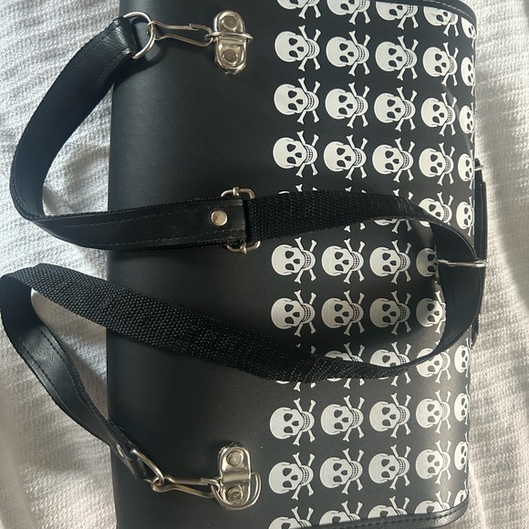 Skull Pattern Black Mini Bag - Picture 4 of 6